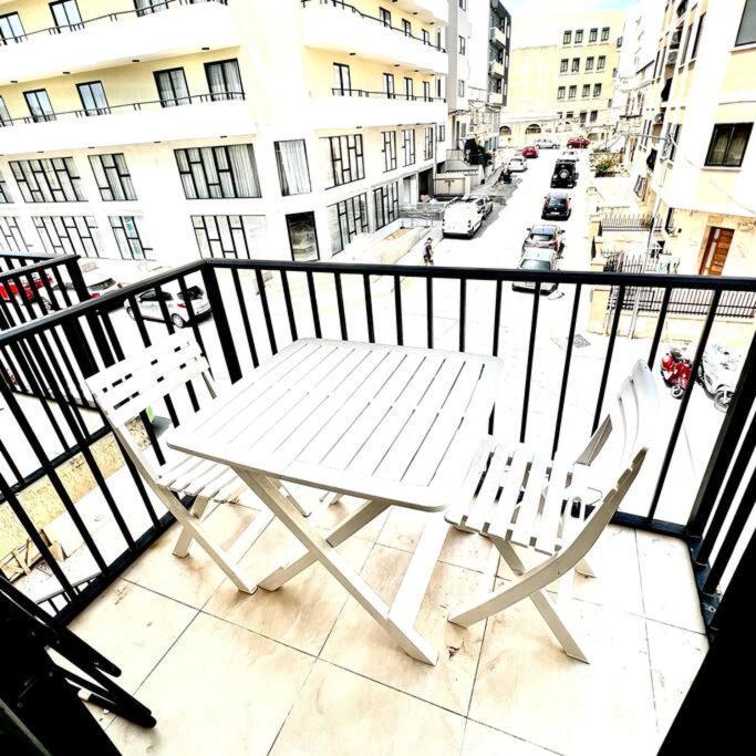 Gzira Smart 1 Bedroom Apartment Екстериор снимка